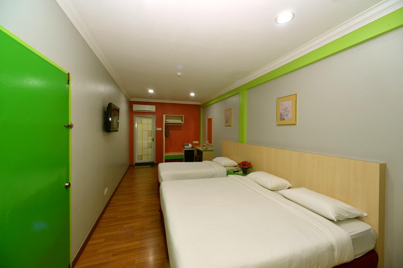 Classic Boutique Hotel Куантан Екстер'єр фото