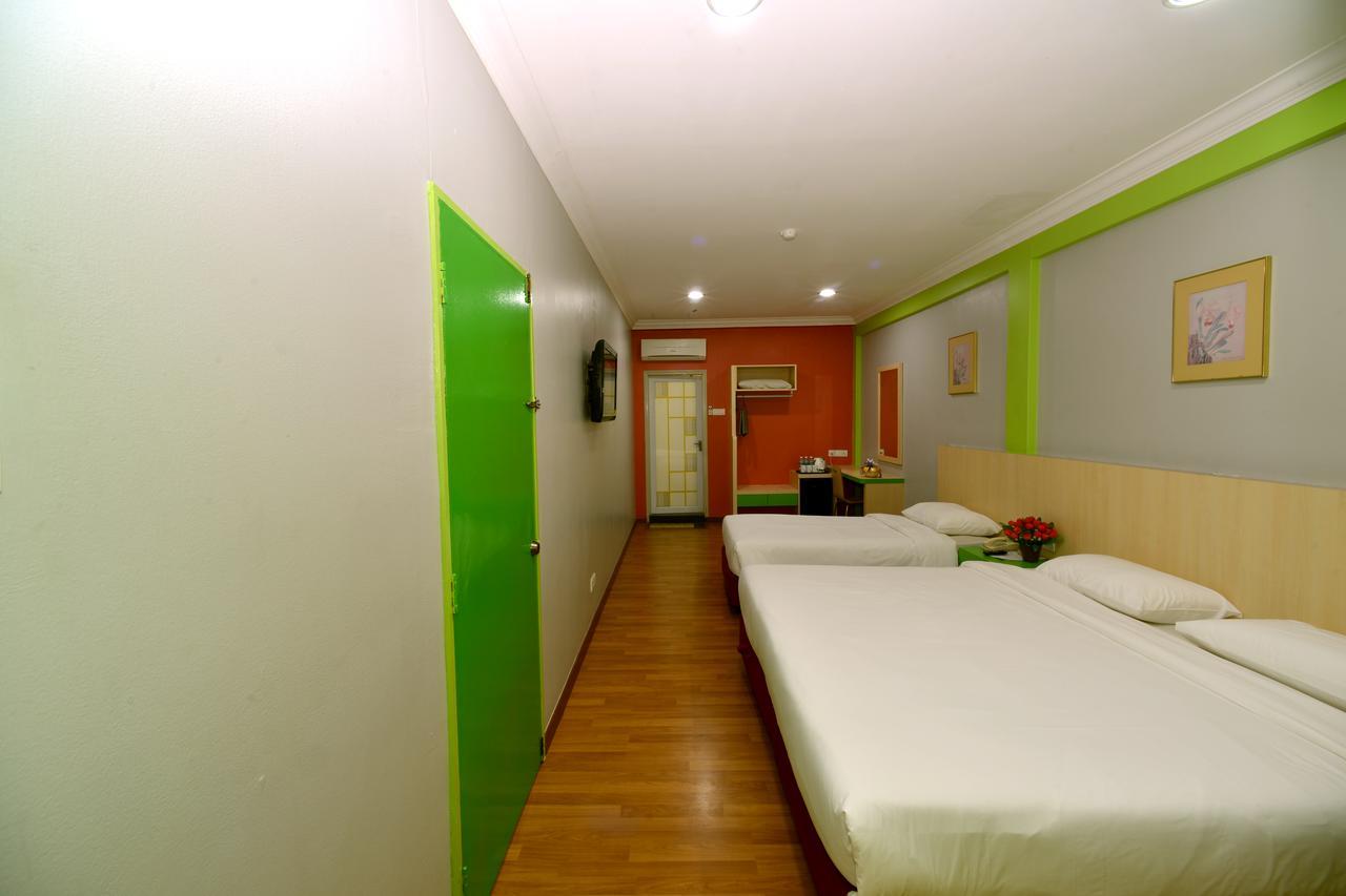 Classic Boutique Hotel Куантан Екстер'єр фото