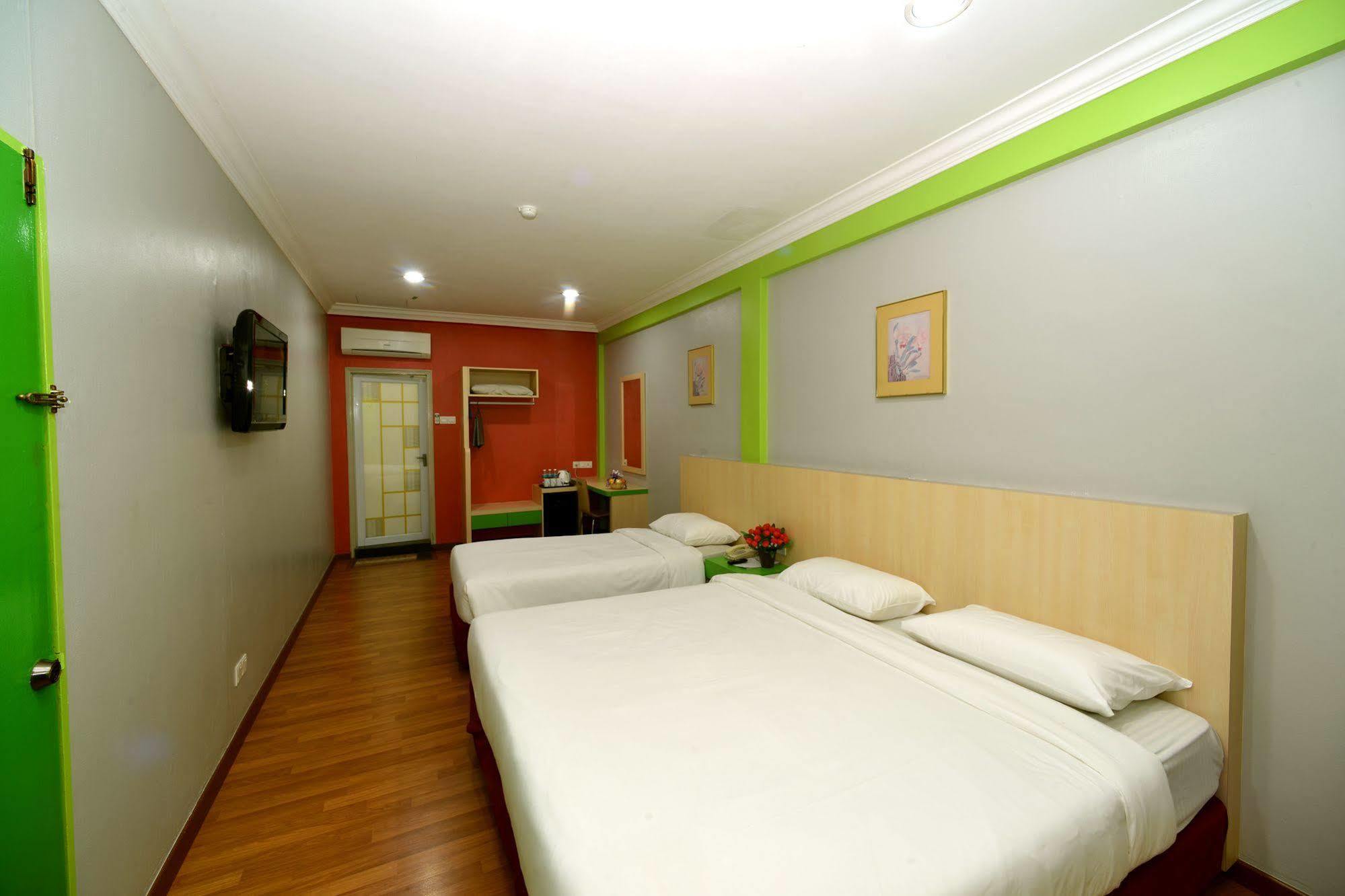 Classic Boutique Hotel Куантан Екстер'єр фото